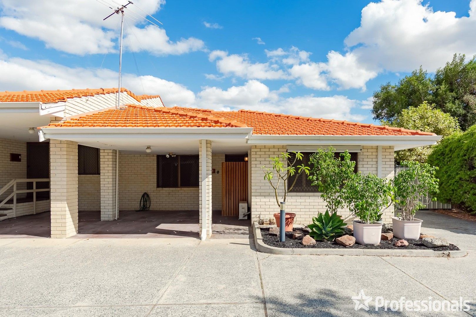 8/110 Main Street, Osborne Park WA 6017, Image 1