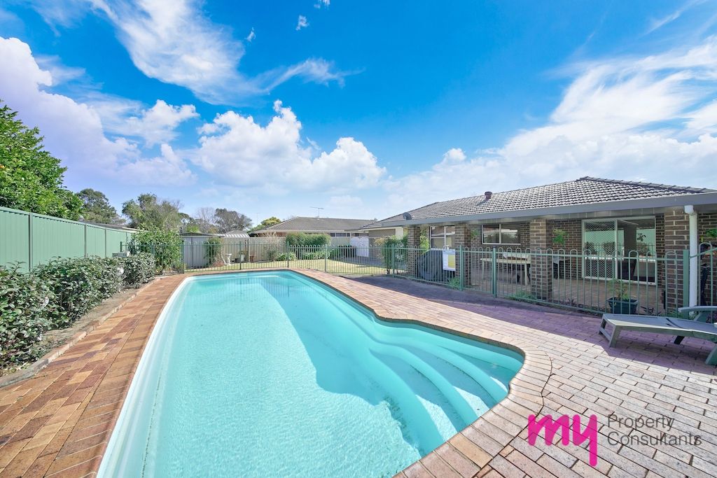 11 Cranfield Place, Camden South NSW 2570, Image 1