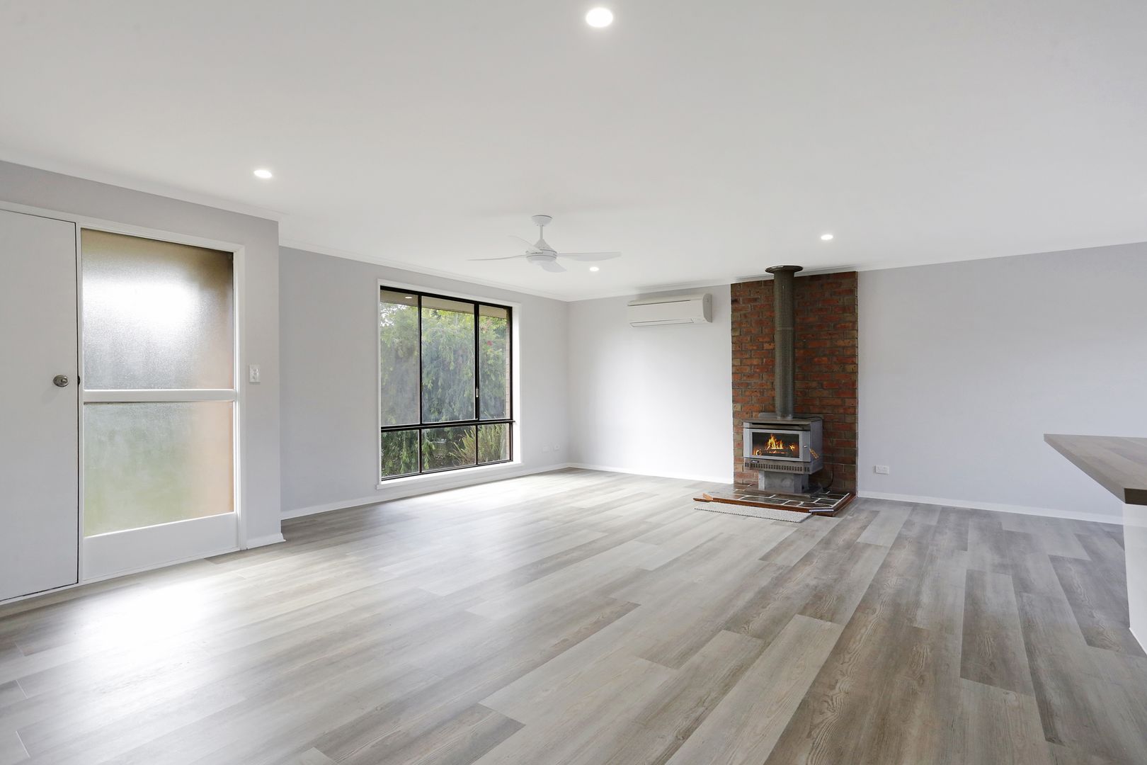 15 Baxter Street, Timboon VIC 3268 House For Rent 420 Domain