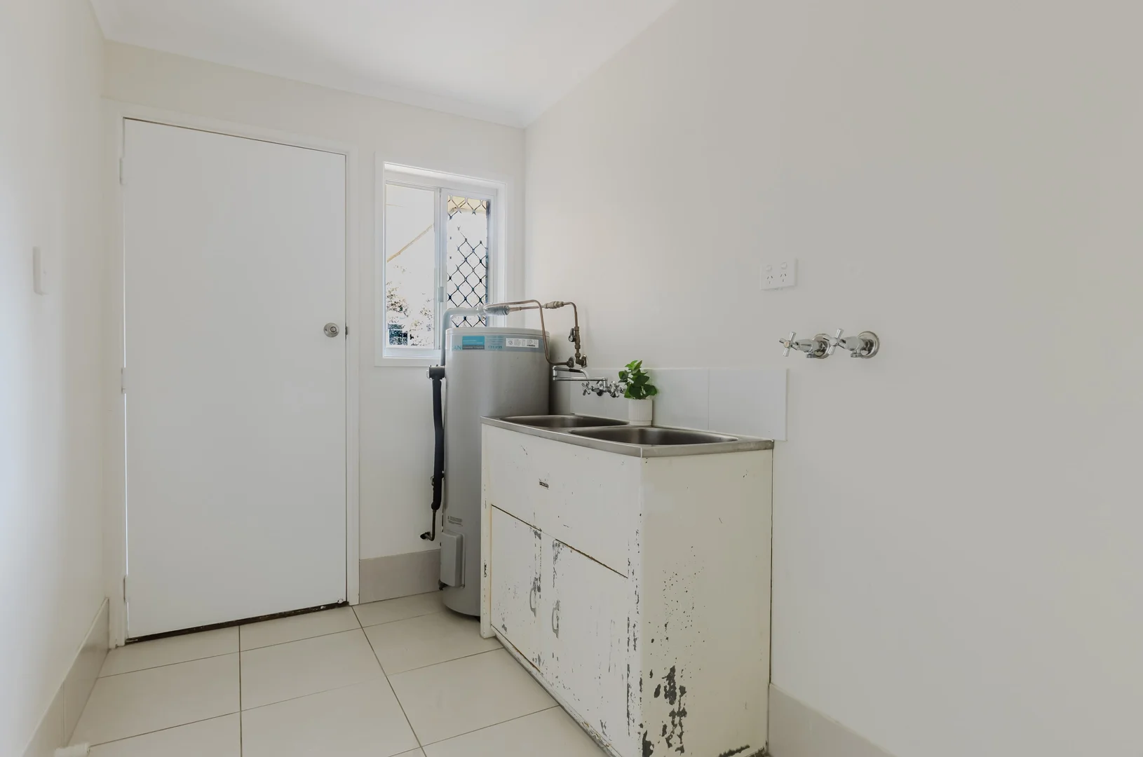 Additional image 16 of 12 Scott St, Cleveland QLD 4163