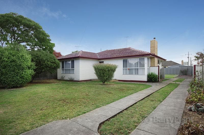 11 Dorward Avenue, NEWCOMB VIC 3219, Image 0