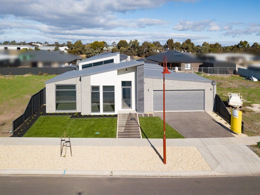 13 Mclean Drive, Horsham VIC 3400, Image 2