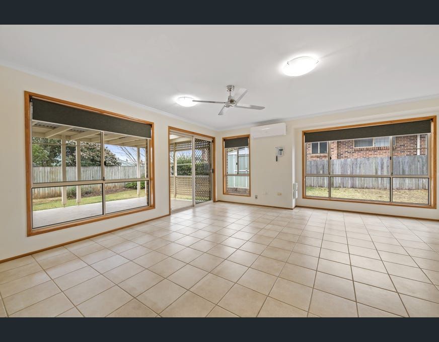 15 Osbourne Court, Kearneys Spring QLD 4350, Image 2