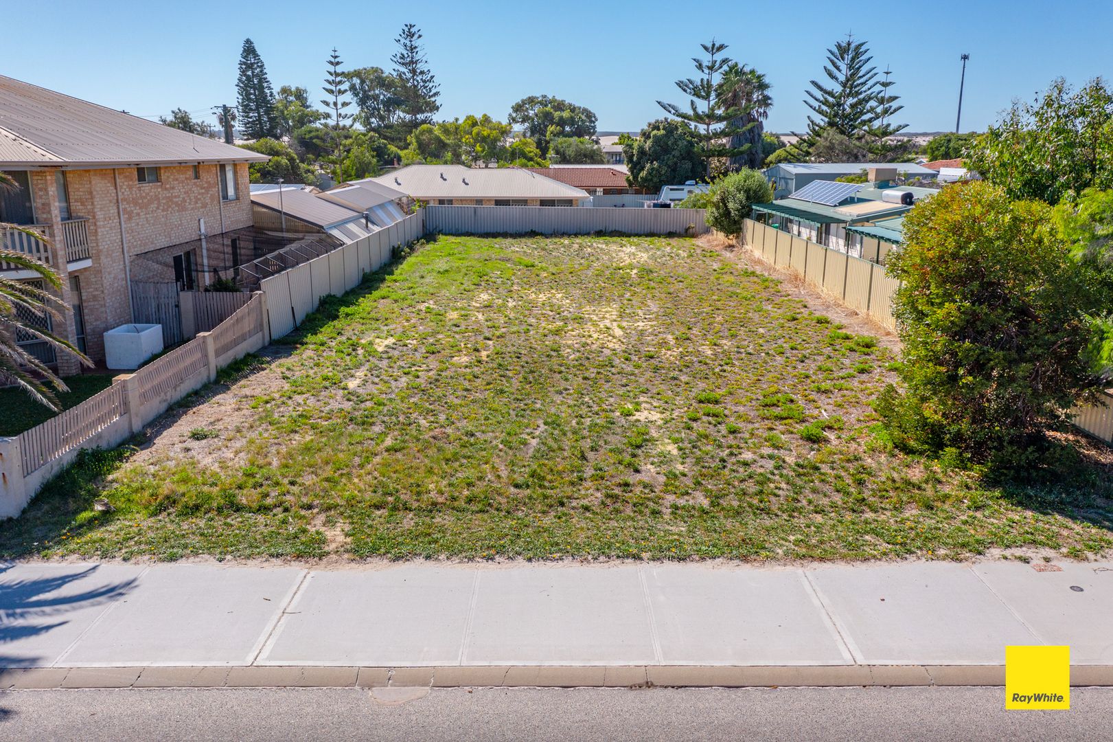 77 Gingin Road, Lancelin WA 6044, Image 2