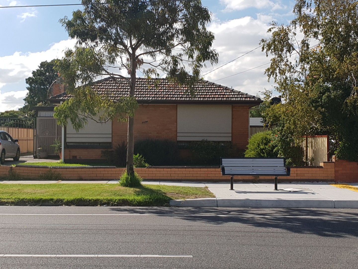 3 bedrooms House in 27 Hertford Road SUNSHINE VIC, 3020