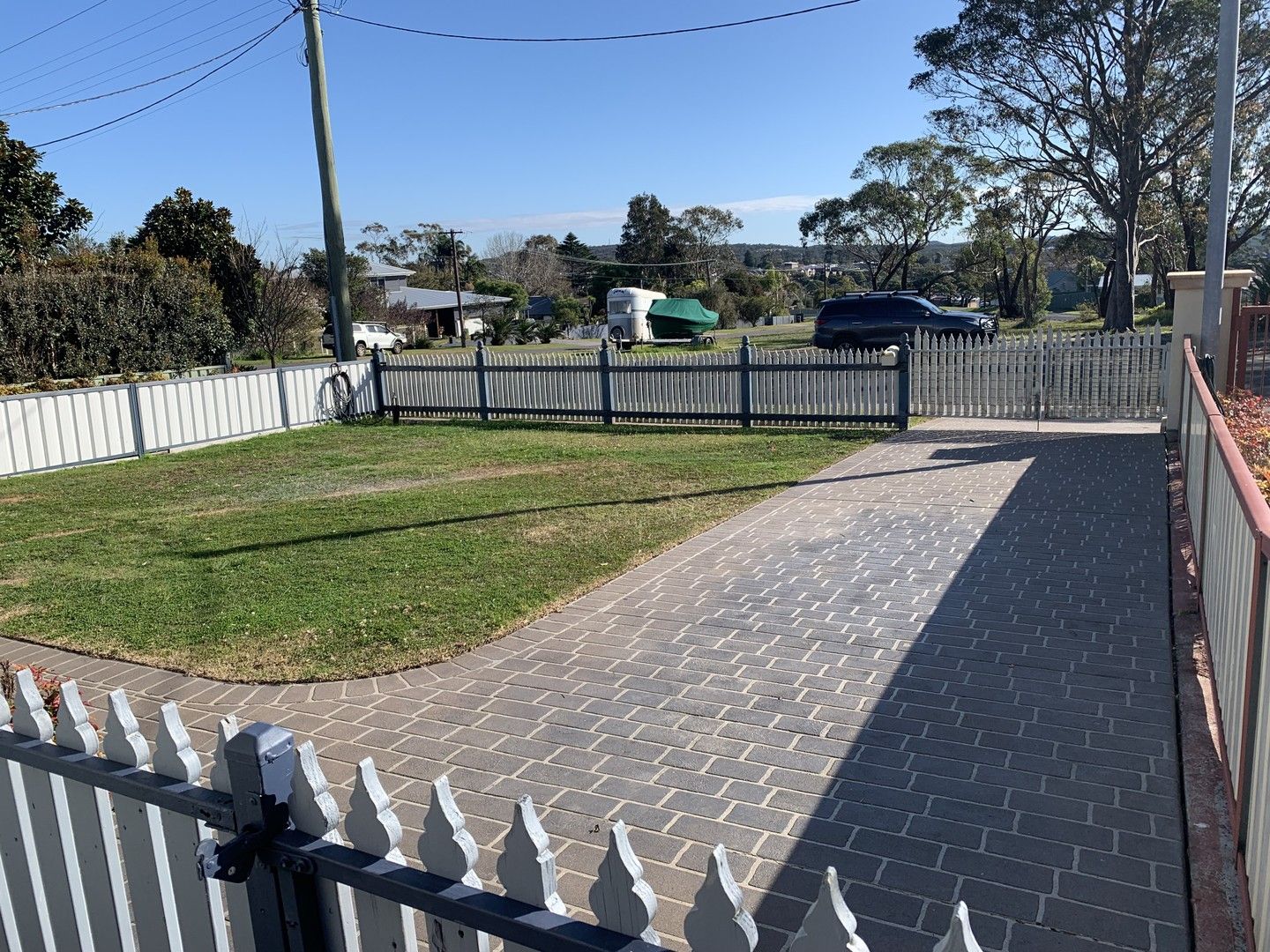 15 Tabratong Road, Helensburgh NSW 2508 House For Rent 550 Domain