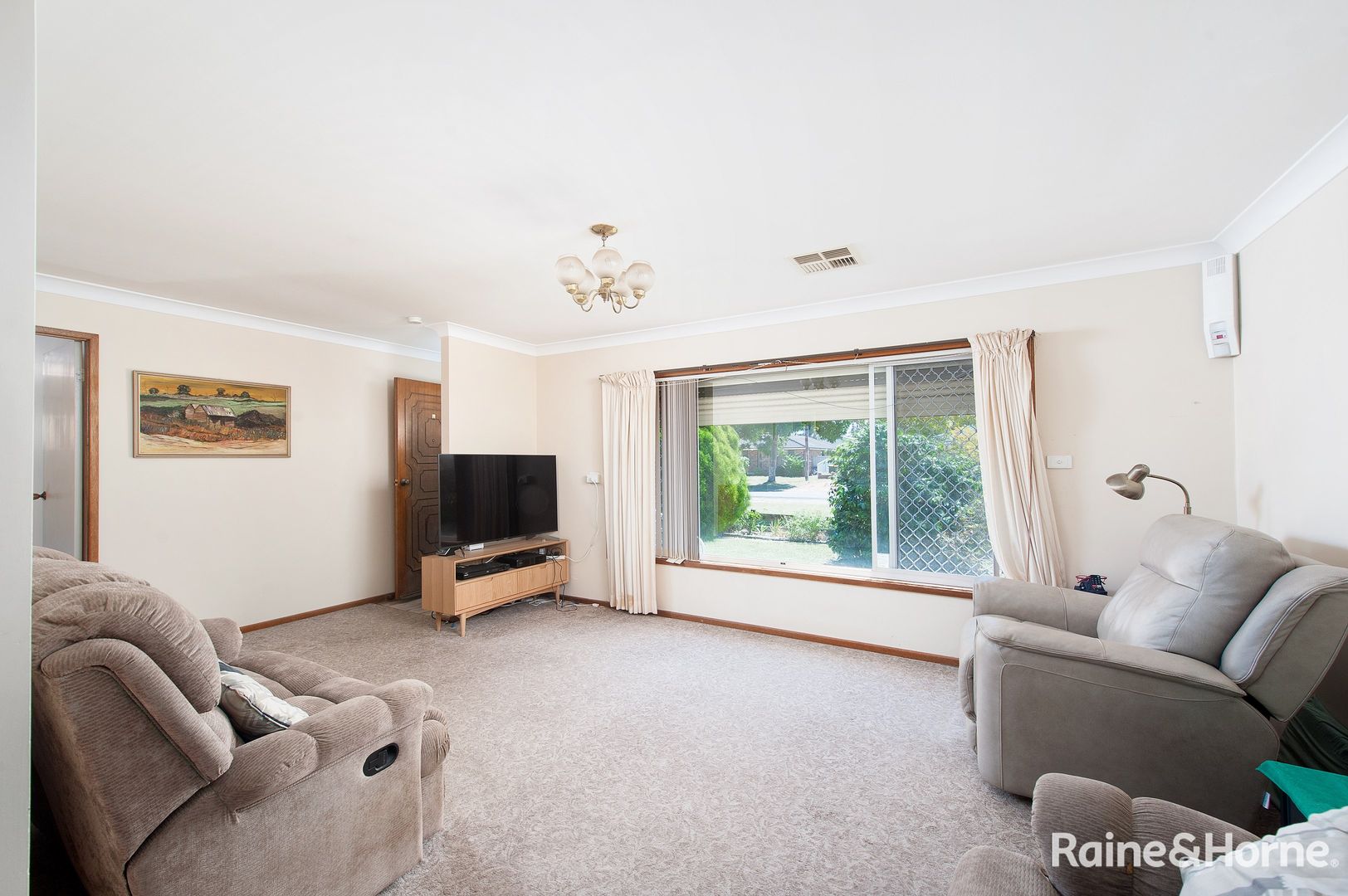 8 Pershing Place, Tanilba Bay NSW 2319, Image 1