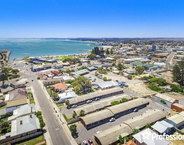 12/17 Francis Street, Geraldton WA 6530