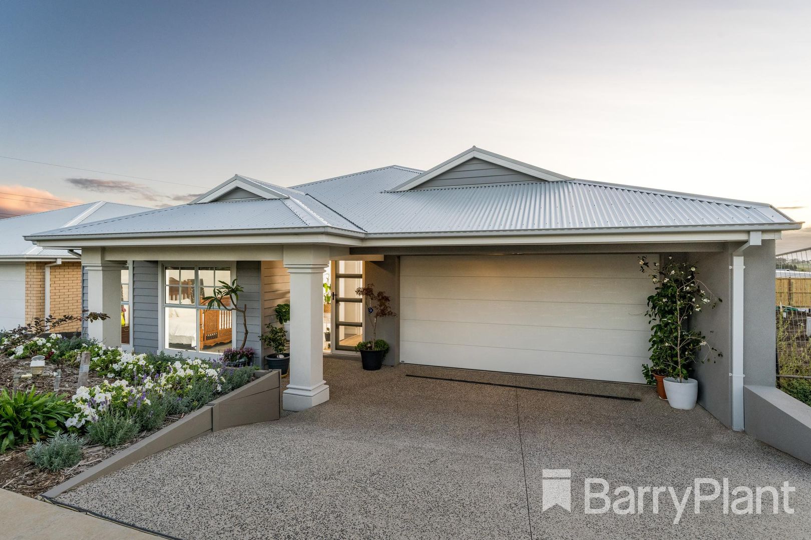 28 Brownhill Ridge, Wandana Heights Property History & Address