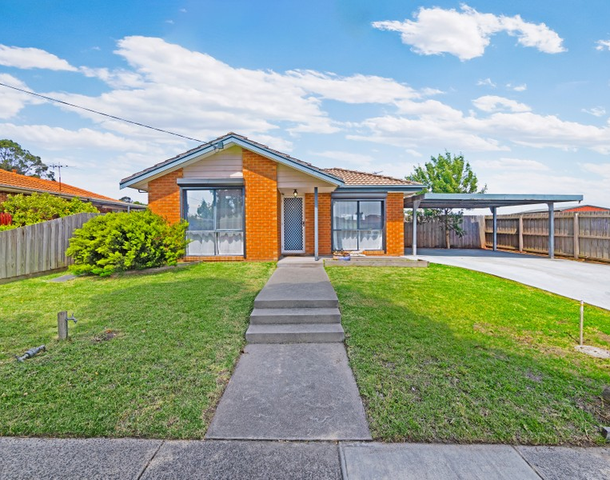 20 Navarre Drive, Cranbourne West VIC 3977