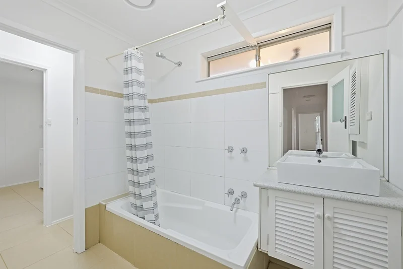 Additional image 8 of 51 Laurina Cres, Frankston North VIC 3200