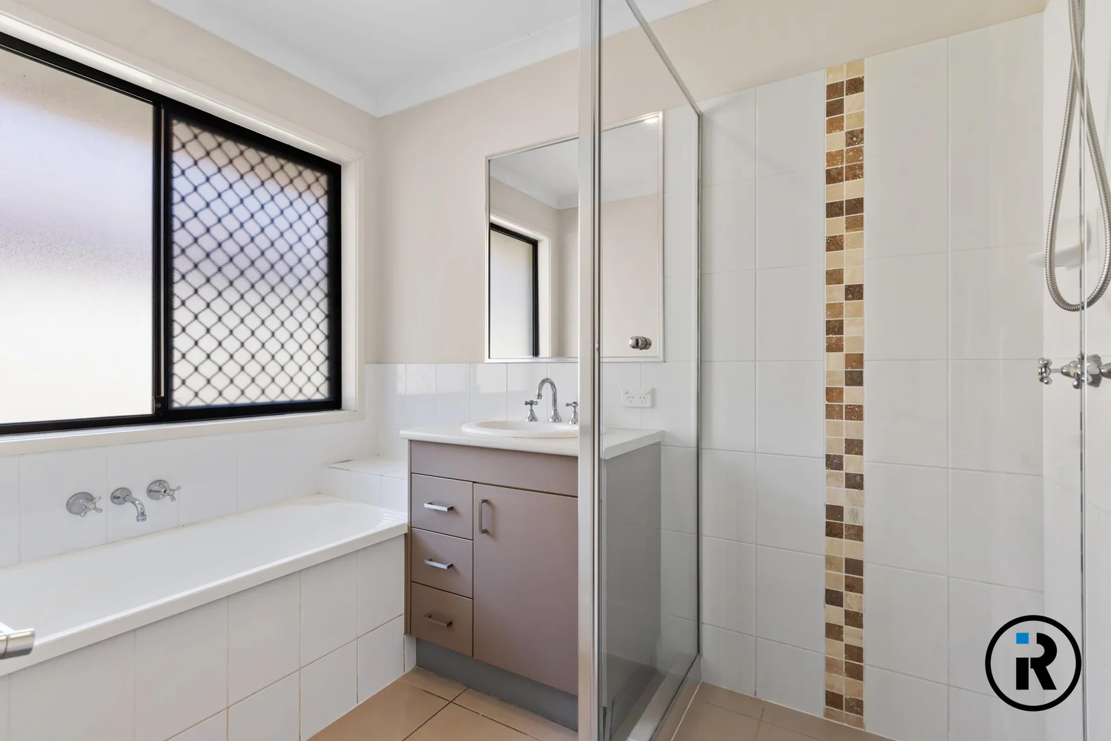 Additional image 11 of 8 Toby Cl, Kallangur QLD 4503