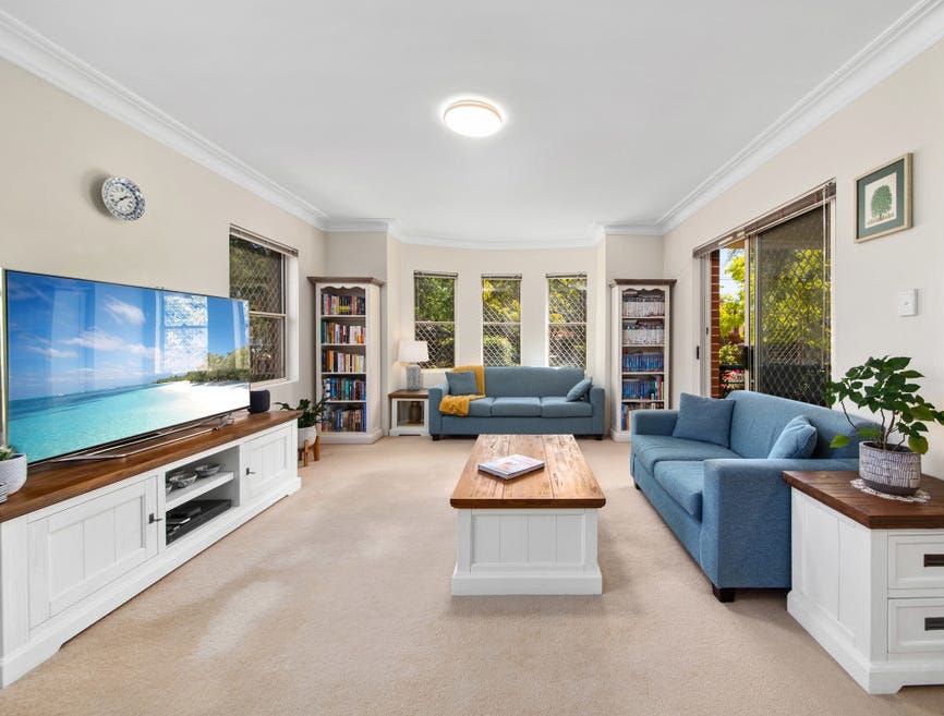 2 bedrooms Apartment / Unit / Flat in 1/210-212 Willarong Road CARINGBAH NSW, 2229