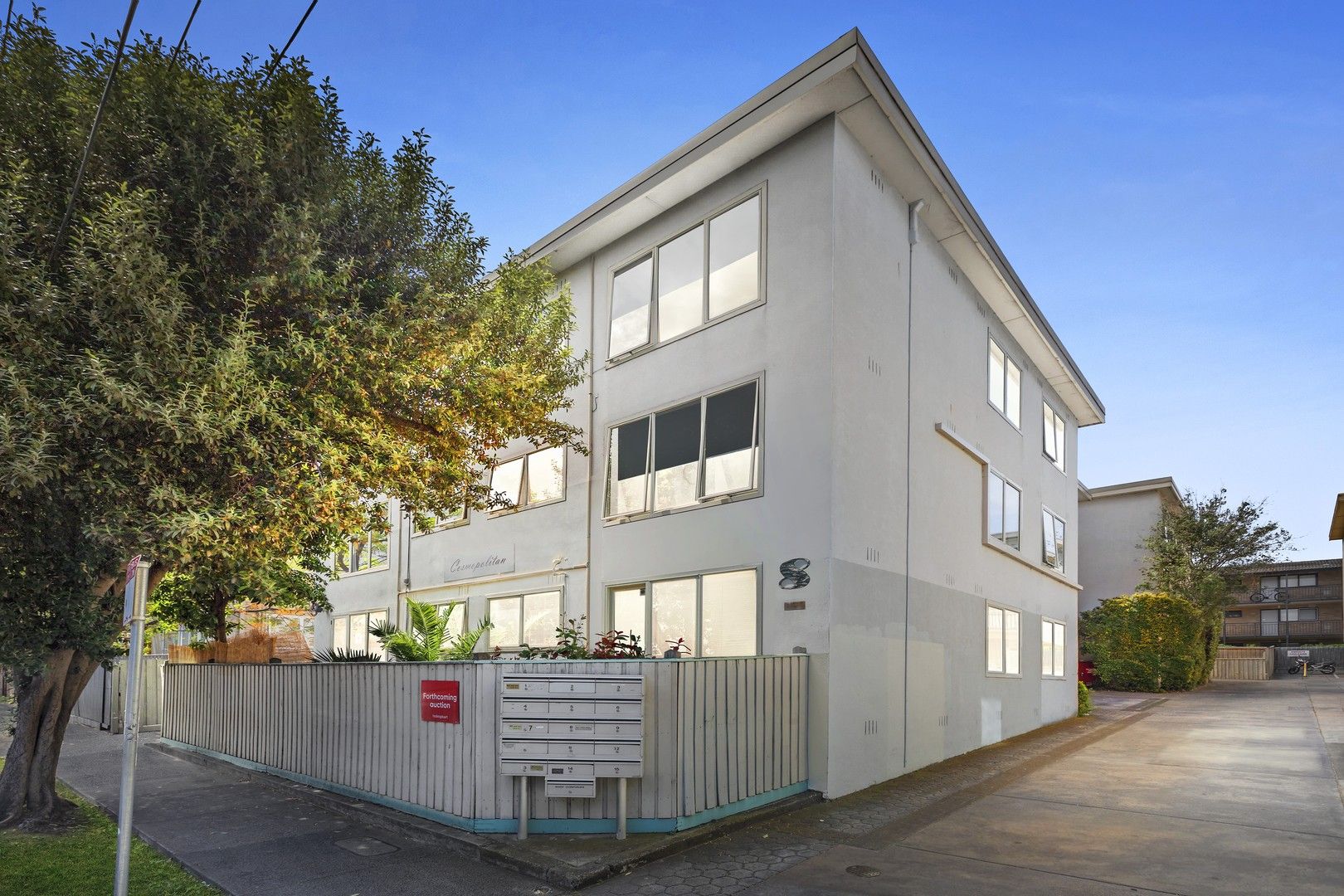 2 bedrooms Apartment / Unit / Flat in 5/8 Mitford Street ST KILDA VIC, 3182