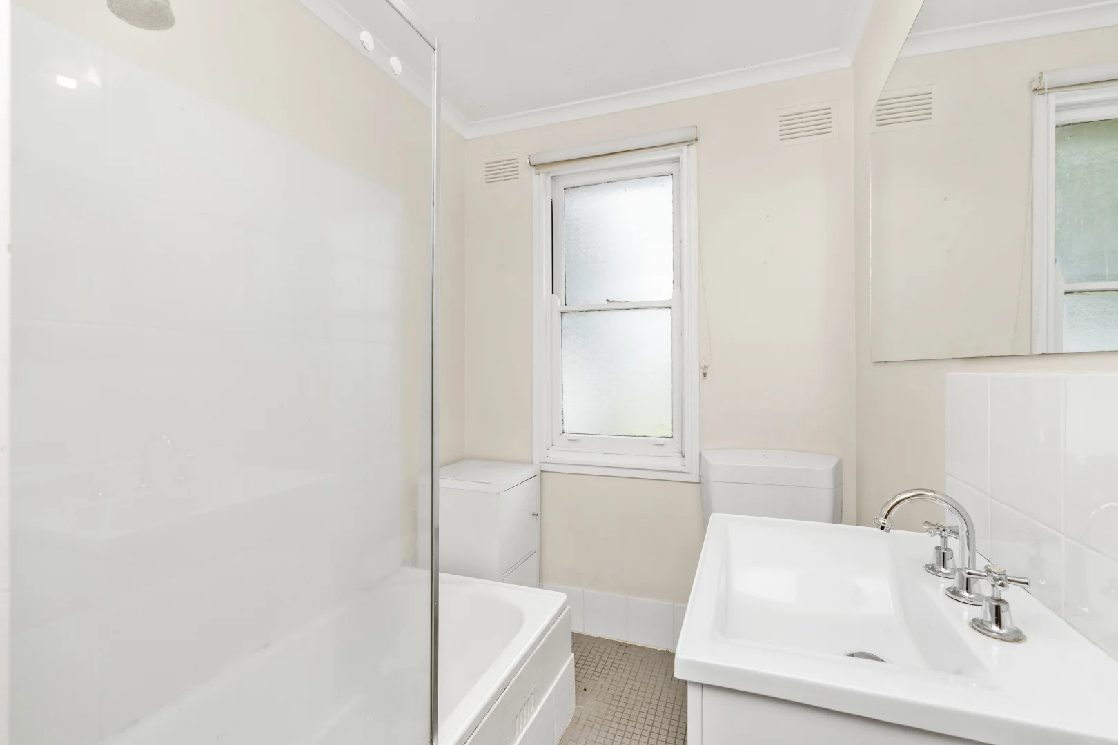 Additional image 10 of 5 Baird Avenue, Kooringal NSW 2650