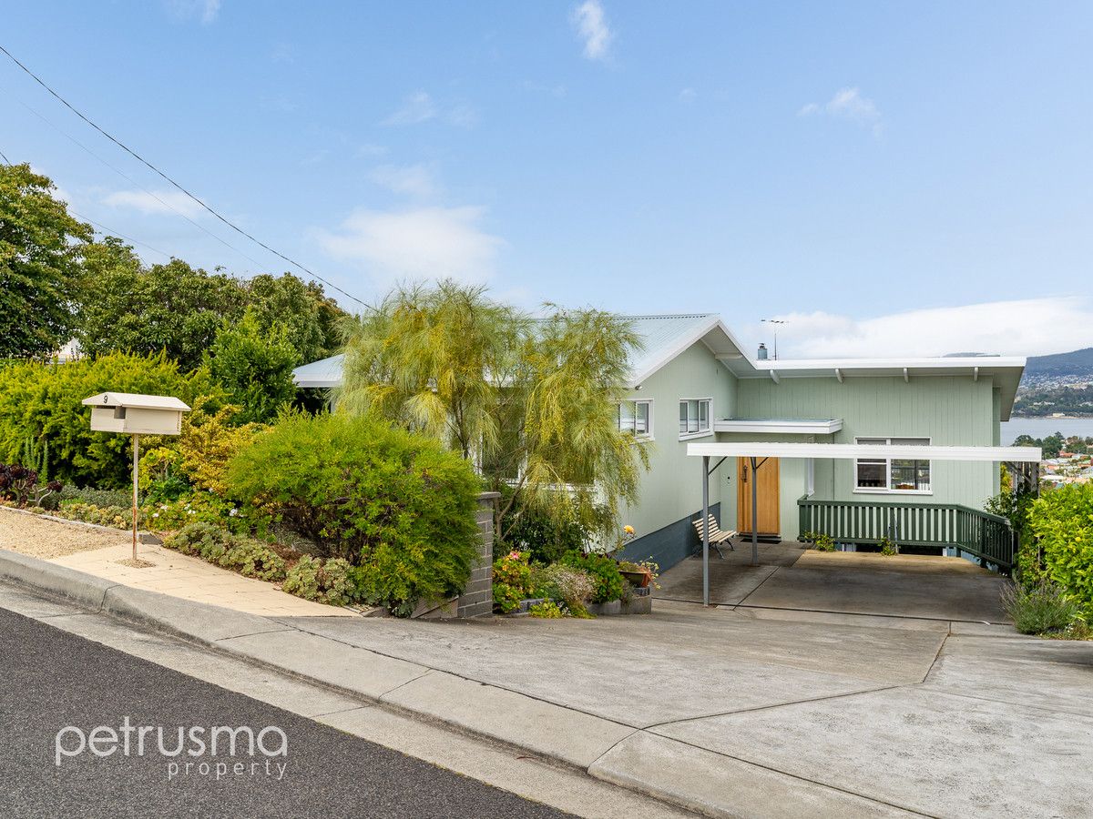 9 Karoola Road, Lindisfarne TAS 7015, Image 0