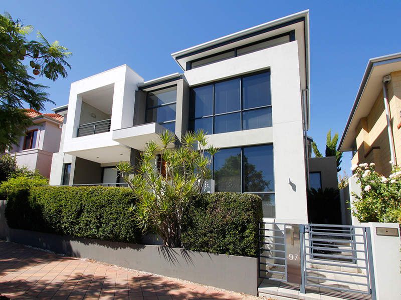 4 bedrooms Townhouse in 97 Salvado Road SUBIACO WA, 6008