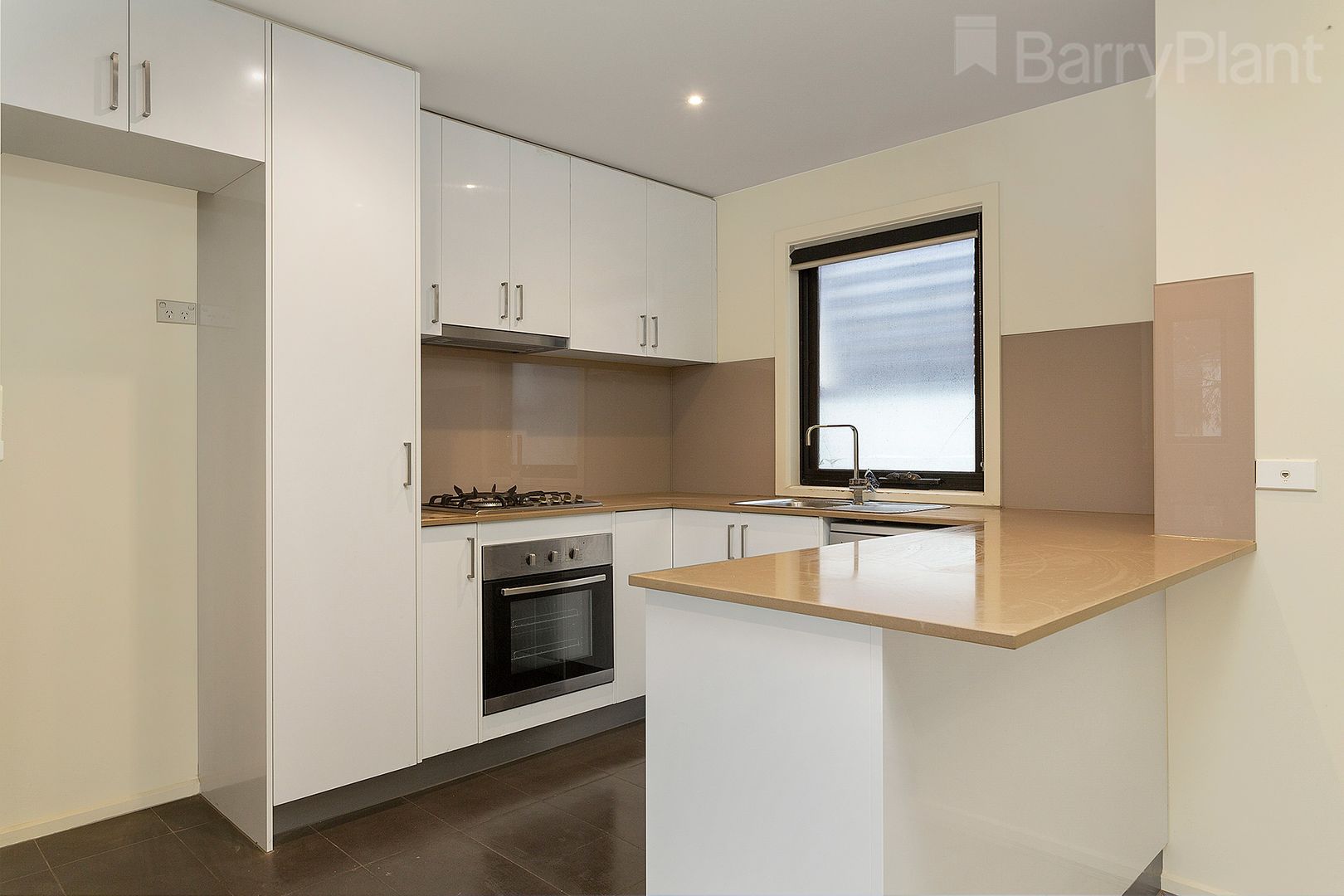 8 Karl Court, Bundoora VIC 3083, Image 1