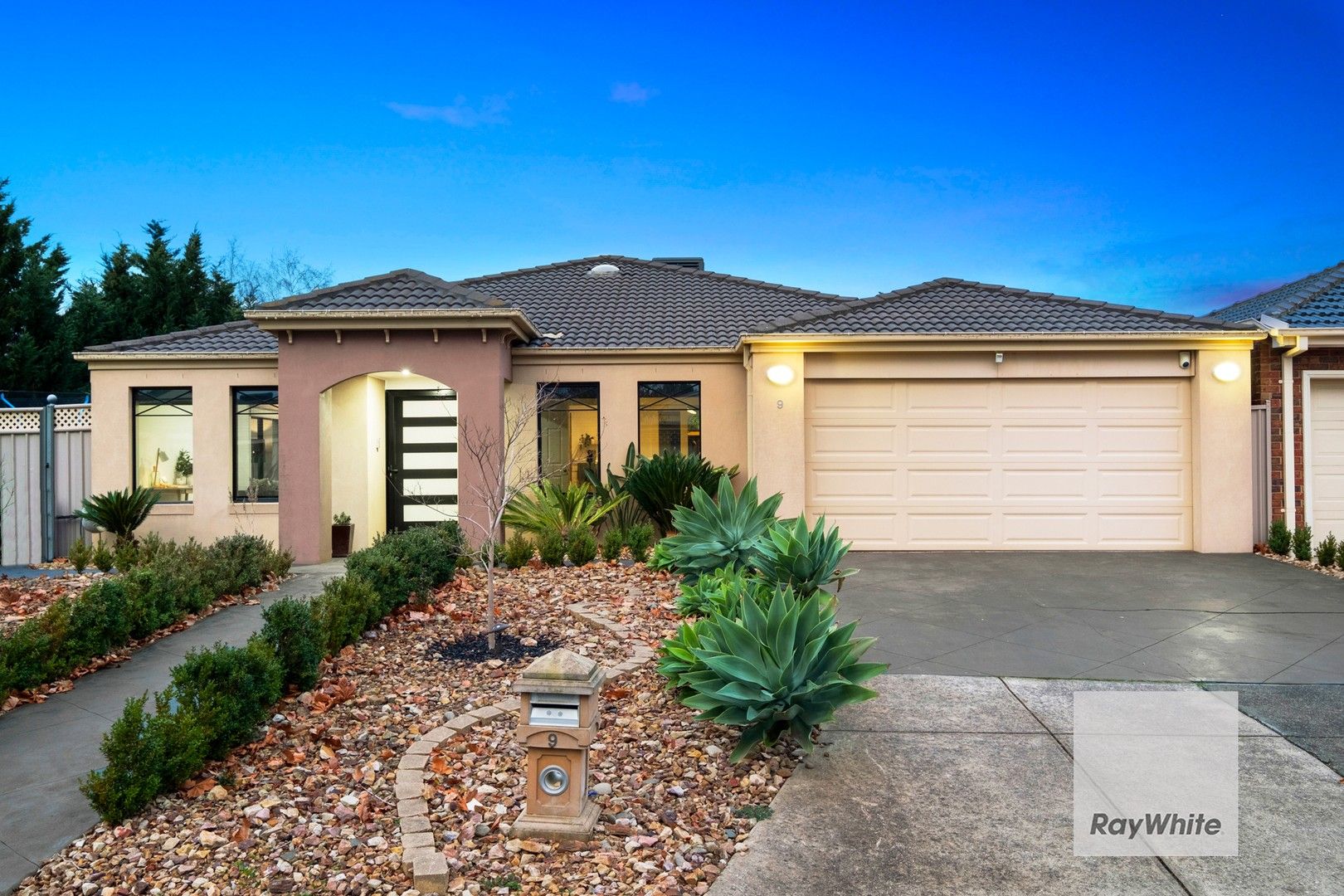 9 The Peak, Hillside VIC 3037, Image 0