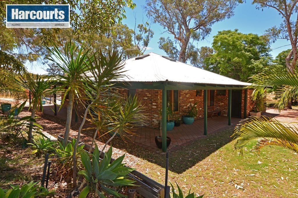 31 Greenlees Way, Carabooda WA 6033, Image 2