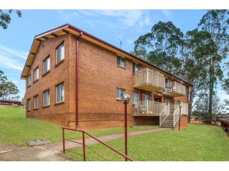 2 bedrooms Apartment / Unit / Flat in 14/1 Lavinia Place AMBARVALE NSW, 2560