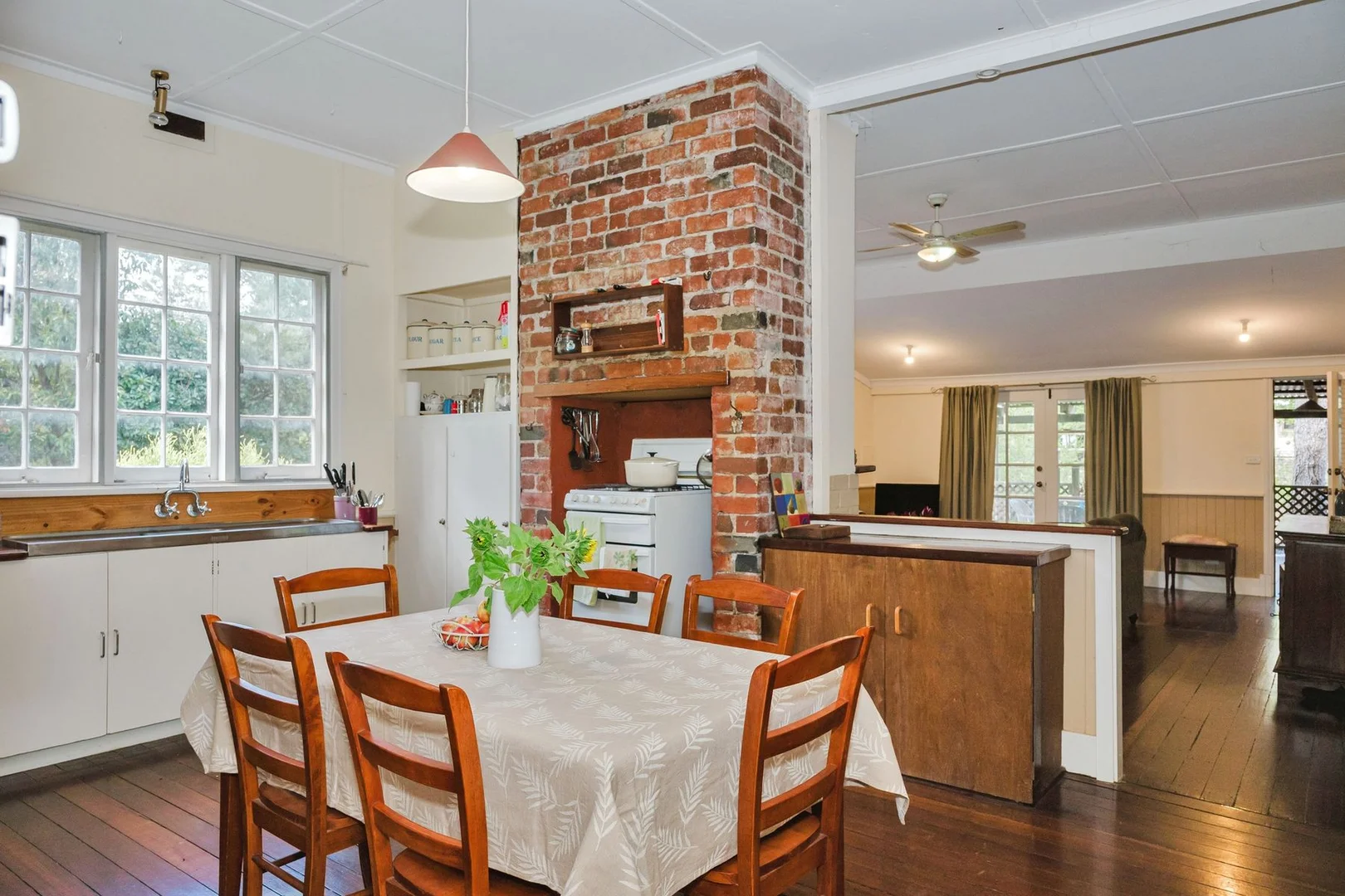 Additional image 7 of 56 Marginata Crescent, Dwellingup WA 6213