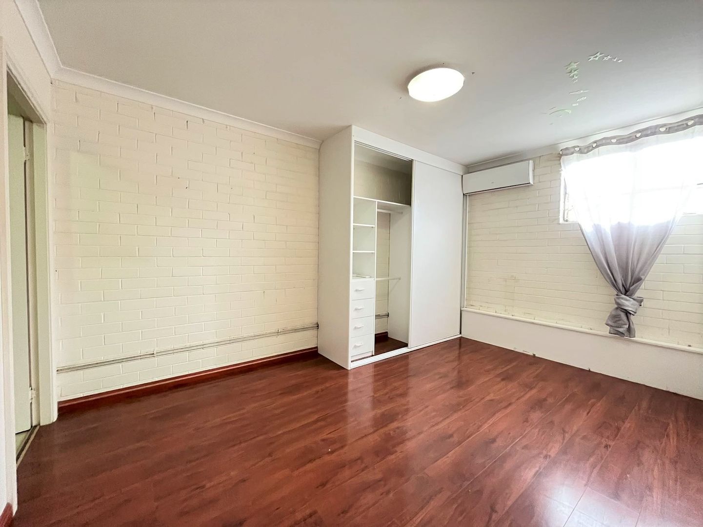 Grey Street, Carlton NSW 2218 1 bed apartment for Rent, 480