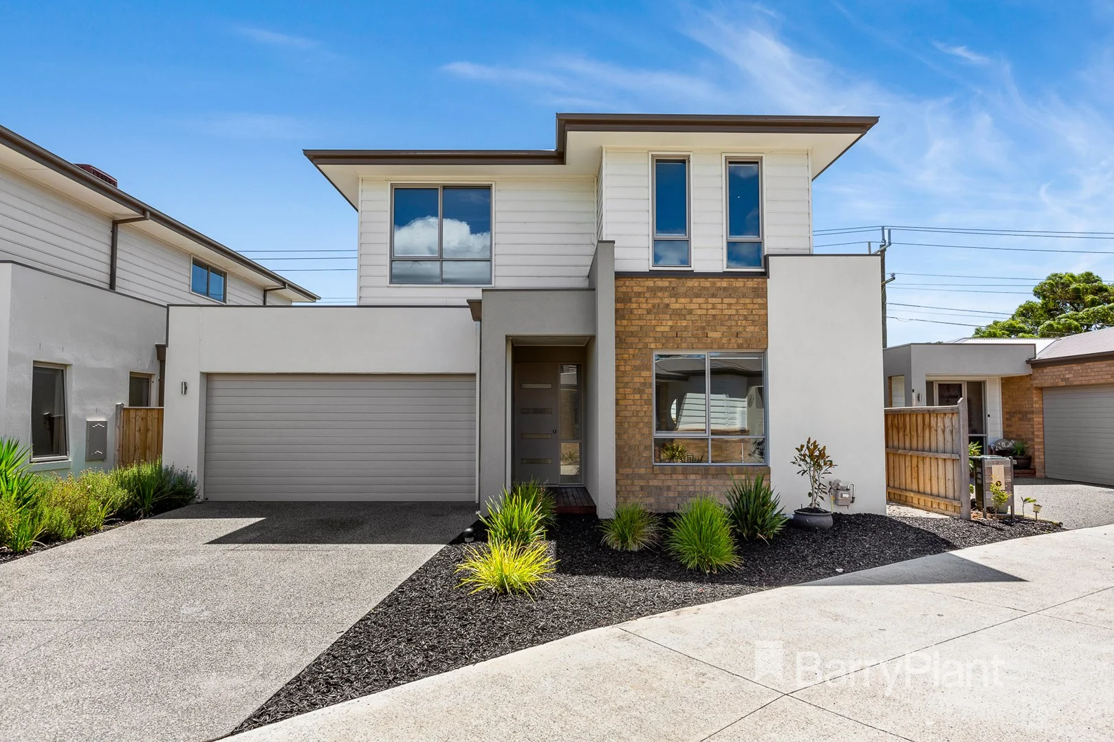 Primary image of 1 Oakmont Court, Frankston VIC 3199