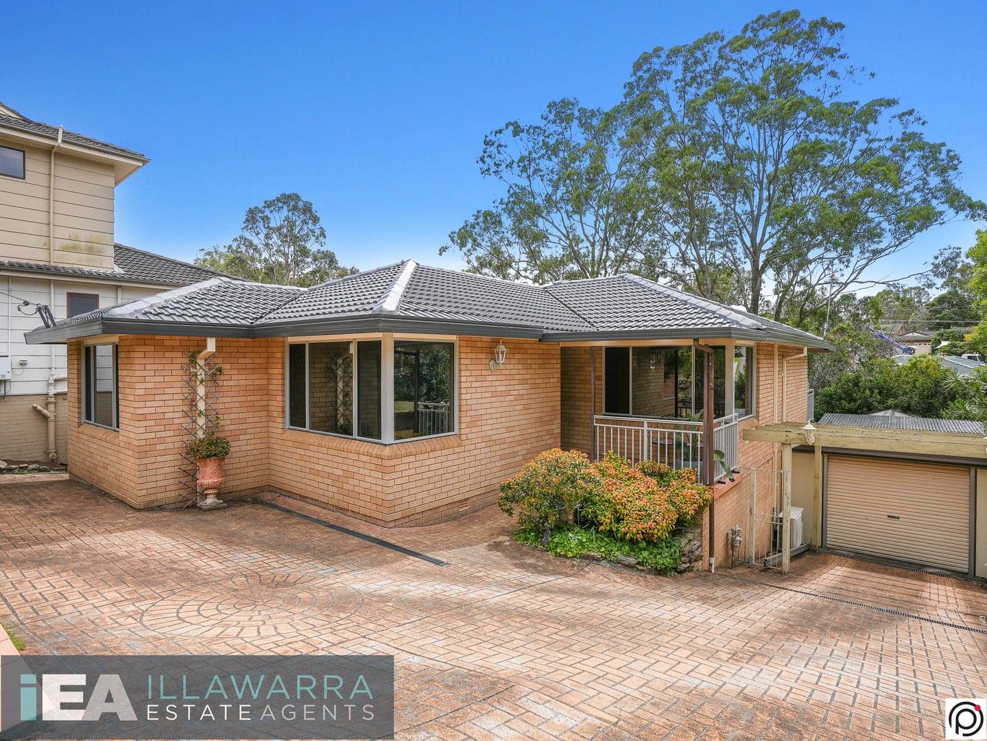 4 bedrooms House in 9 Loch Lomond Avenue FARMBOROUGH HEIGHTS NSW, 2526