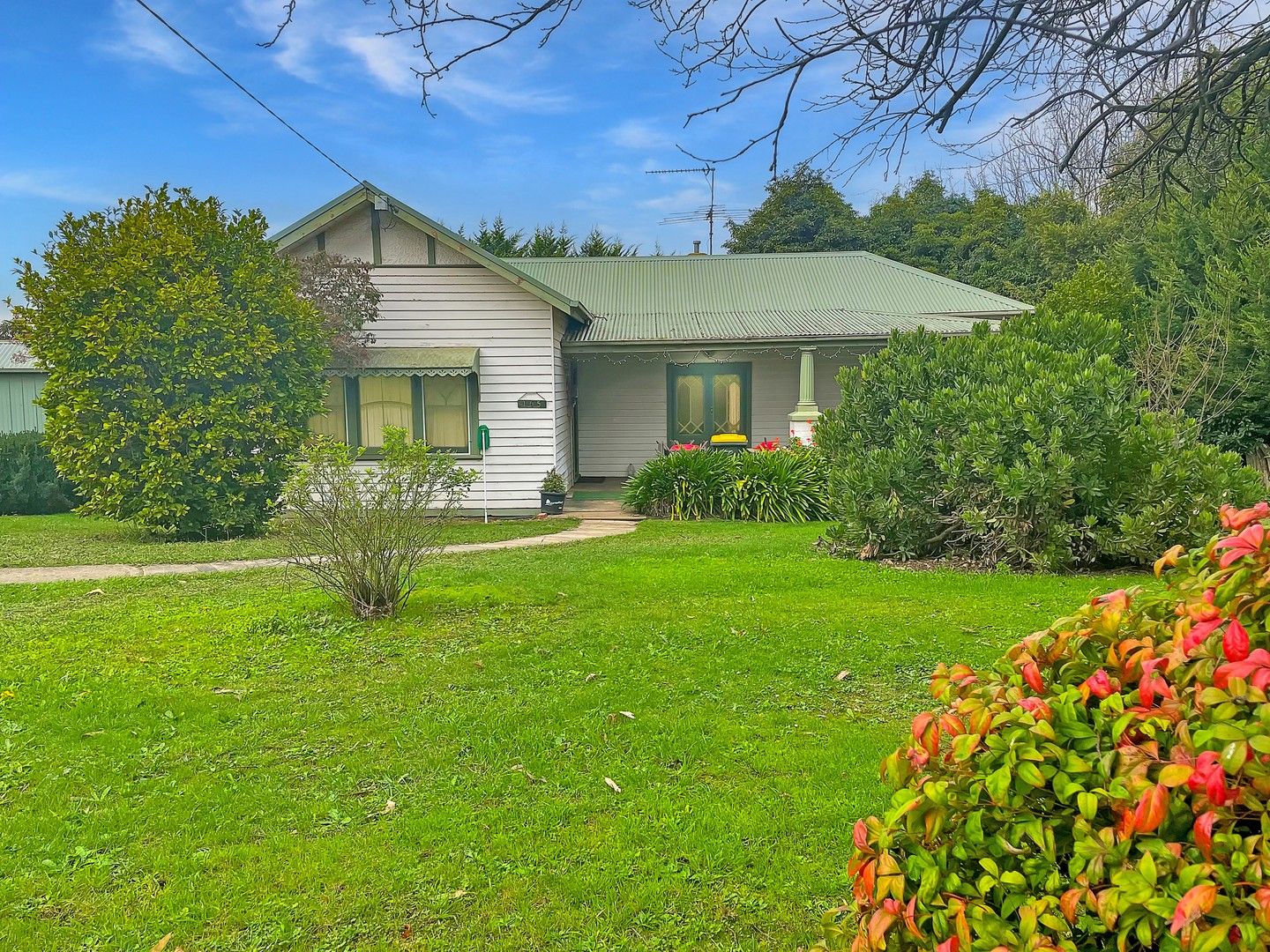 165 Main South Road, Drouin VIC 3818 House For Rent Domain