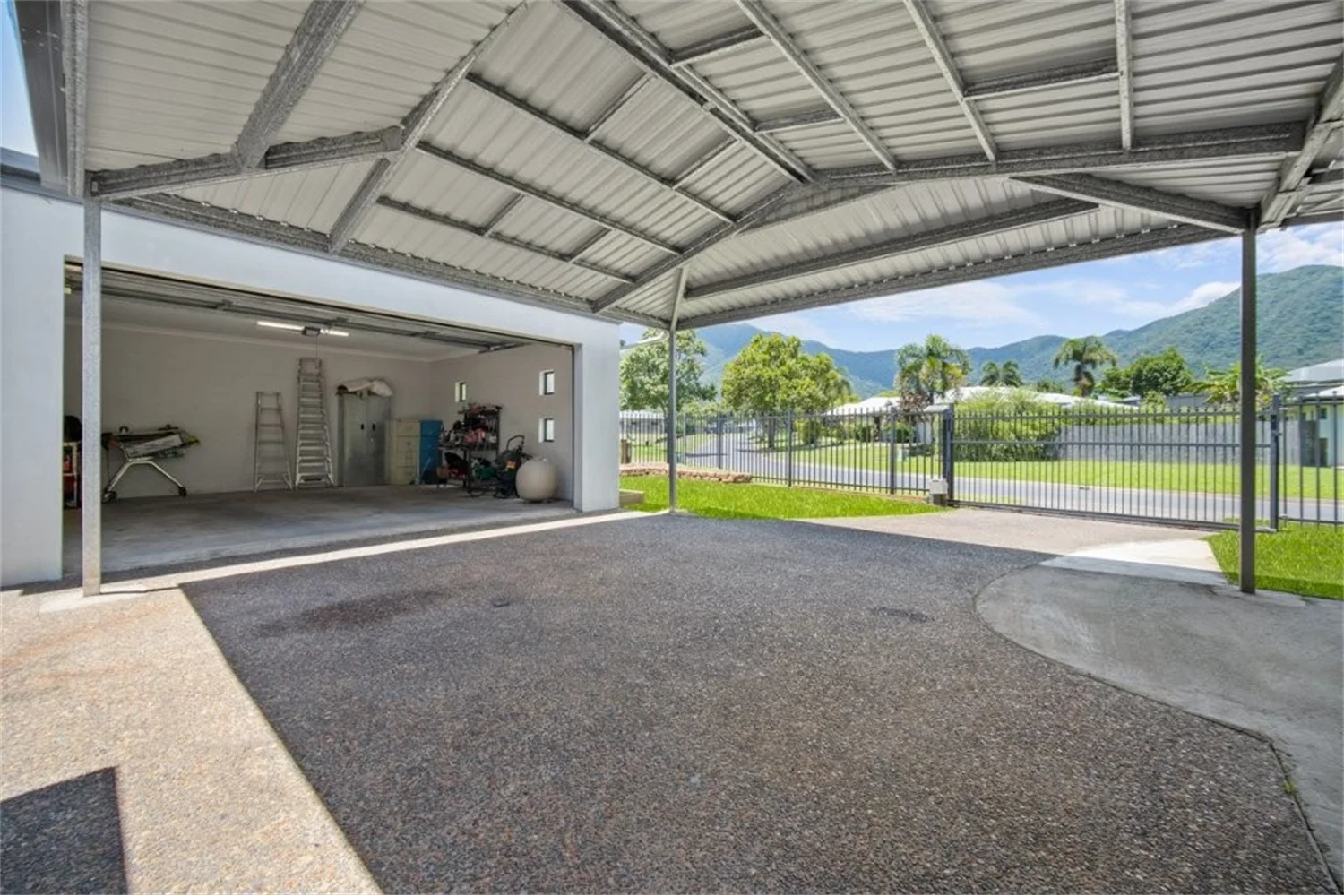 Additional image 3 of Bentley Park QLD 4869