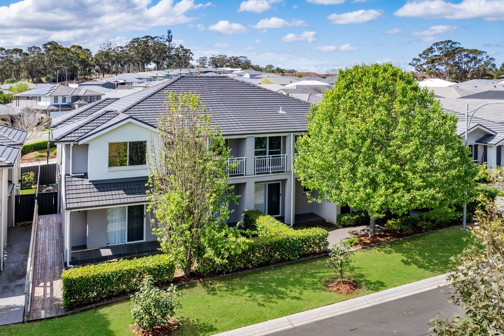3 bedrooms Apartment / Unit / Flat in 8/20 Lorimer Crescent ELDERSLIE NSW, 2570