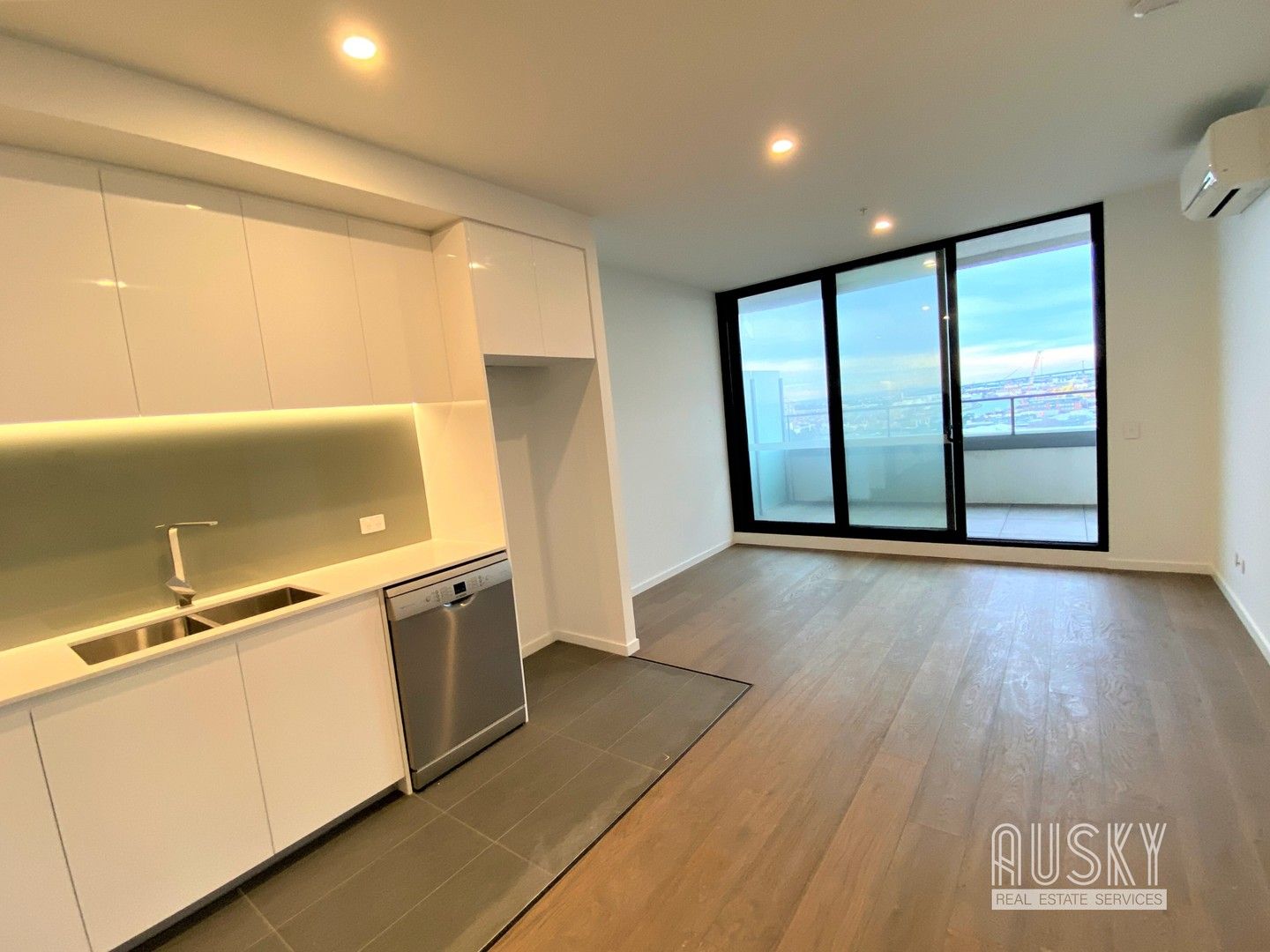 2 bedrooms Apartment / Unit / Flat in 1106C/2 Tannery Walk FOOTSCRAY VIC, 3011