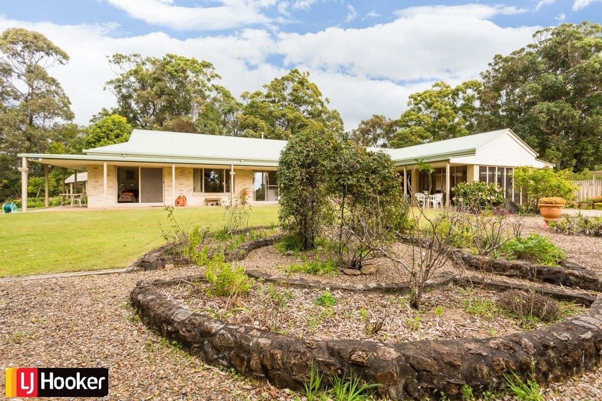 25 Chesterfield Drive, Bonogin QLD 4213