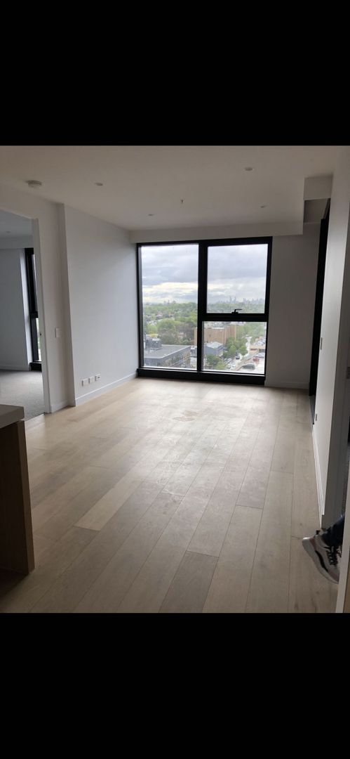 2 bedrooms Apartment / Unit / Flat in 803/545 Station Street BOX HILL VIC, 3128