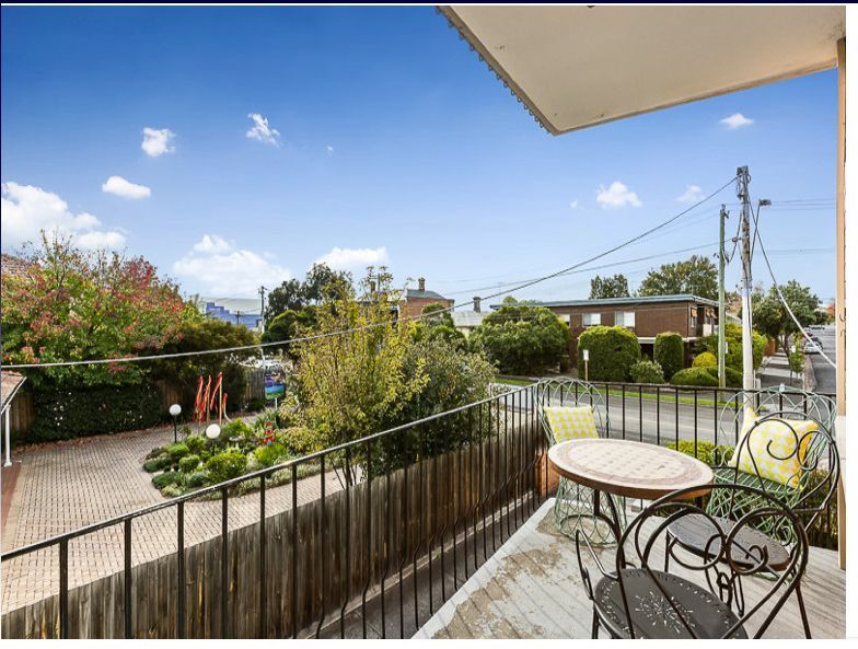 3 bedrooms Apartment / Unit / Flat in UNIT 5/172 WATTLETREE ROAD MALVERN VIC, 3144