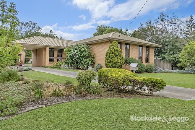 Picture of 11 Russell Street, MACARTHUR VIC 3286