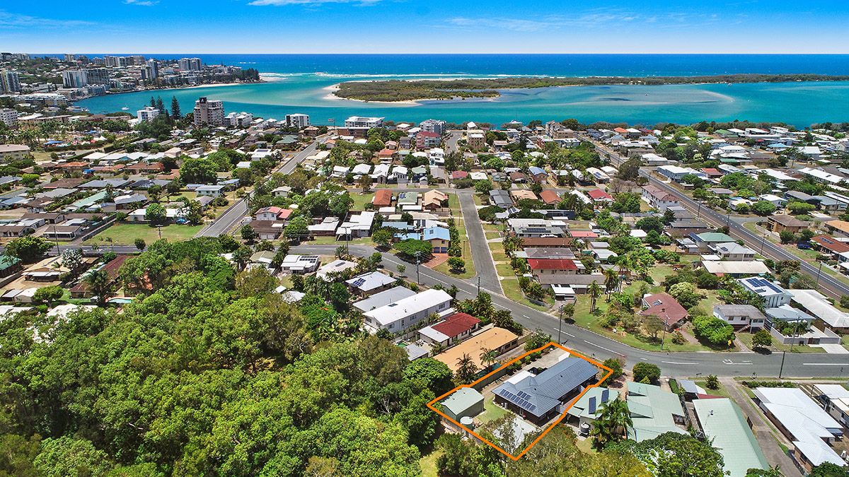 22 Blaxland Street, Golden Beach Property History & Address Research