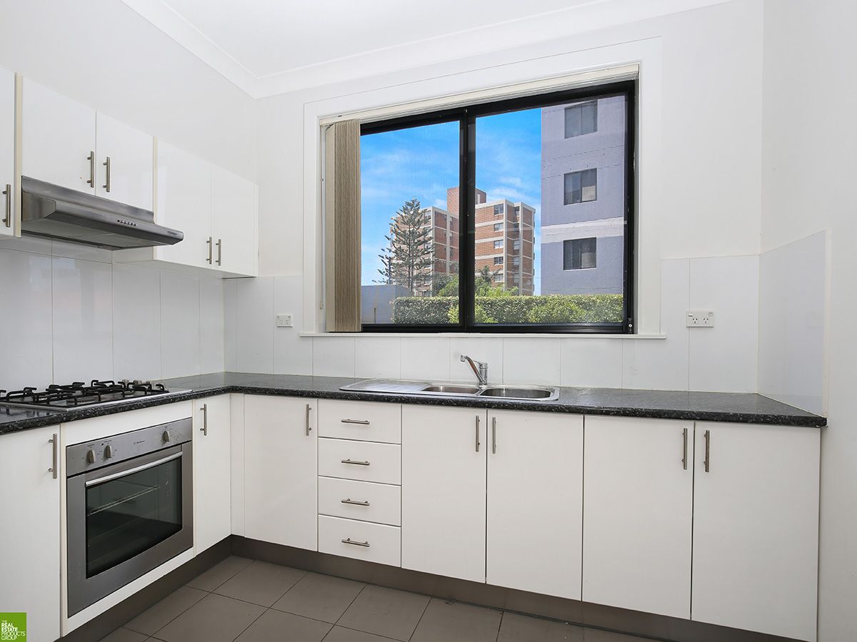 8/24 Market Street, Wollongong NSW 2500, Image 1