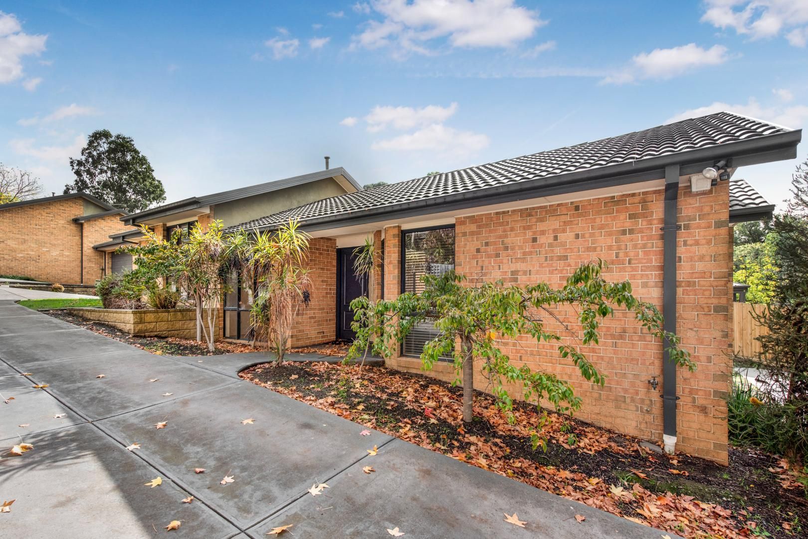 3 bedrooms Apartment / Unit / Flat in 1/5 Humber Street CROYDON NORTH VIC, 3136