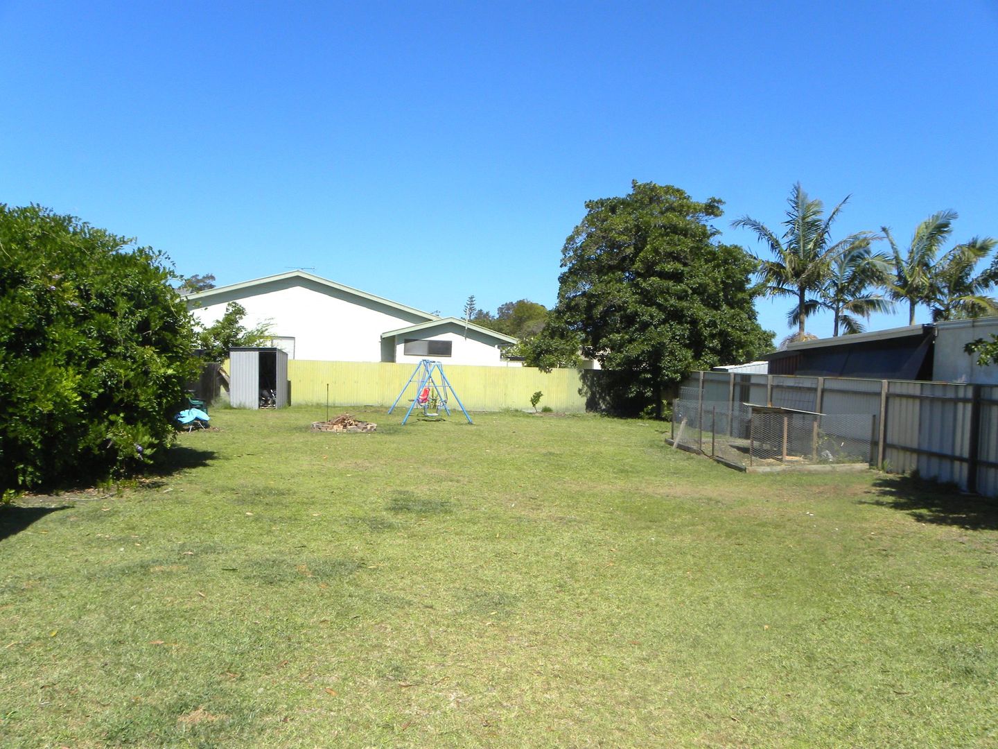 4 Iverison Rd, Sussex Inlet NSW 2540, Image 2