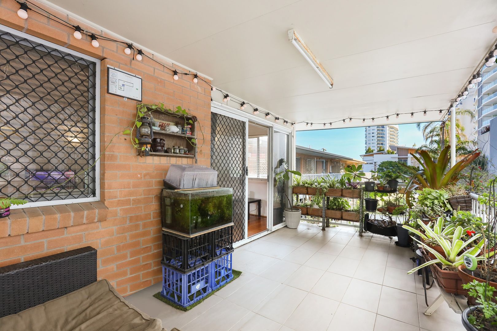 8/2 Haig Street, Kirra QLD 4225, Image 1