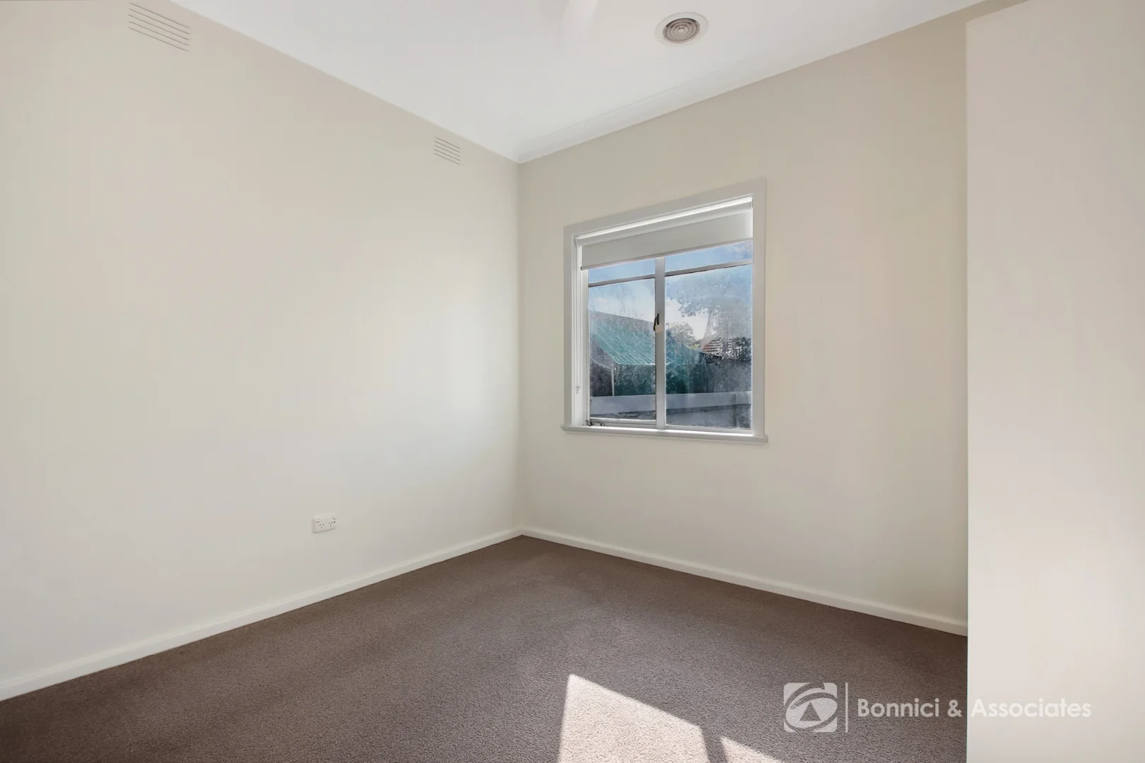 Additional image 6 of 992 Wingara Street, North Albury NSW 2640