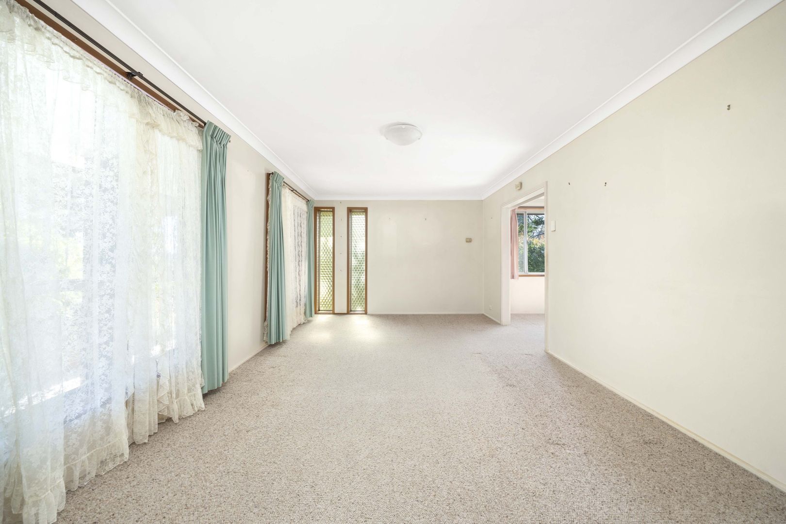 29 Stuart Street, Crestwood NSW 2620, Image 1