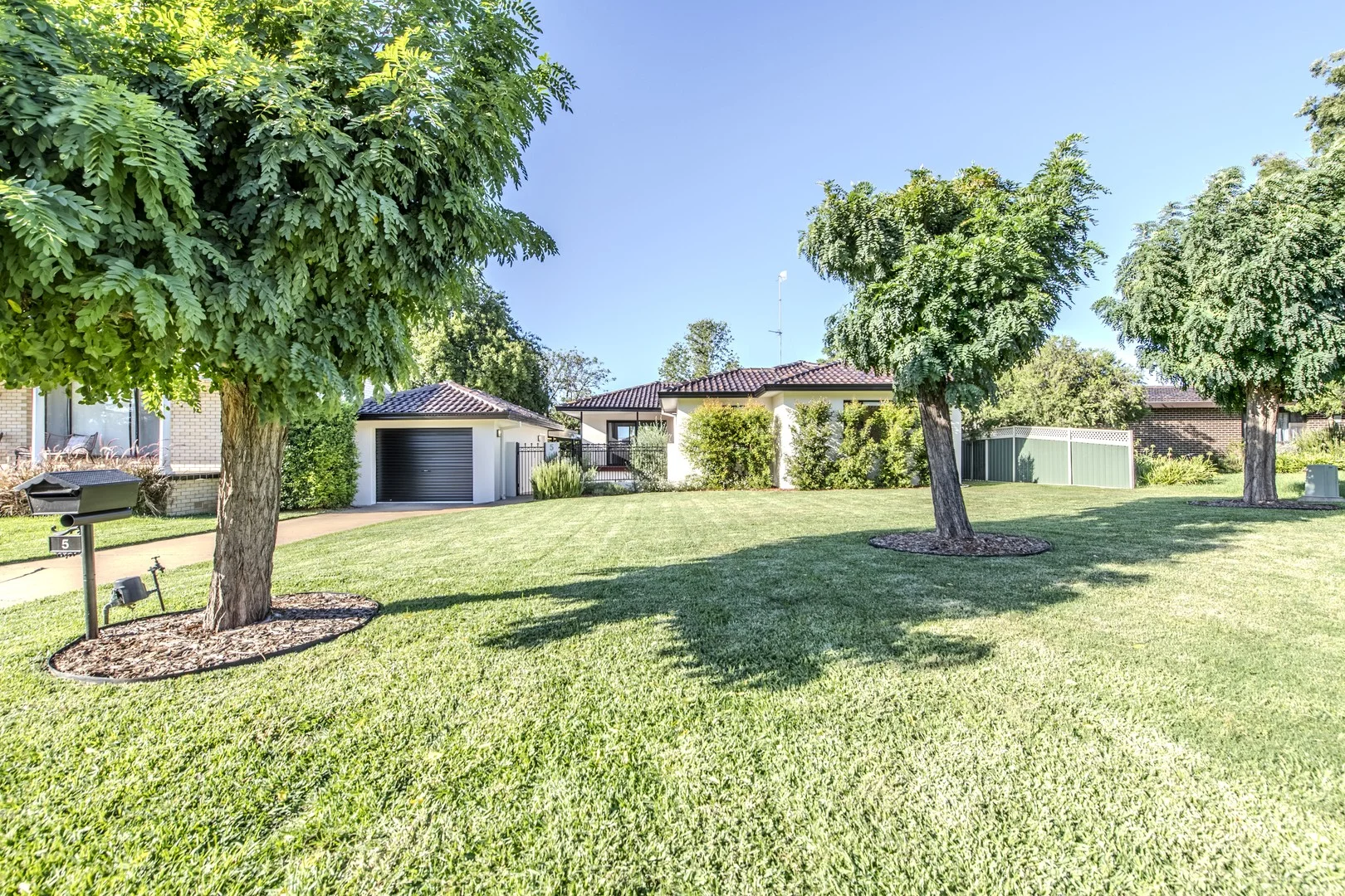 5 Beveridge Crescent, Dubbo NSW 2830