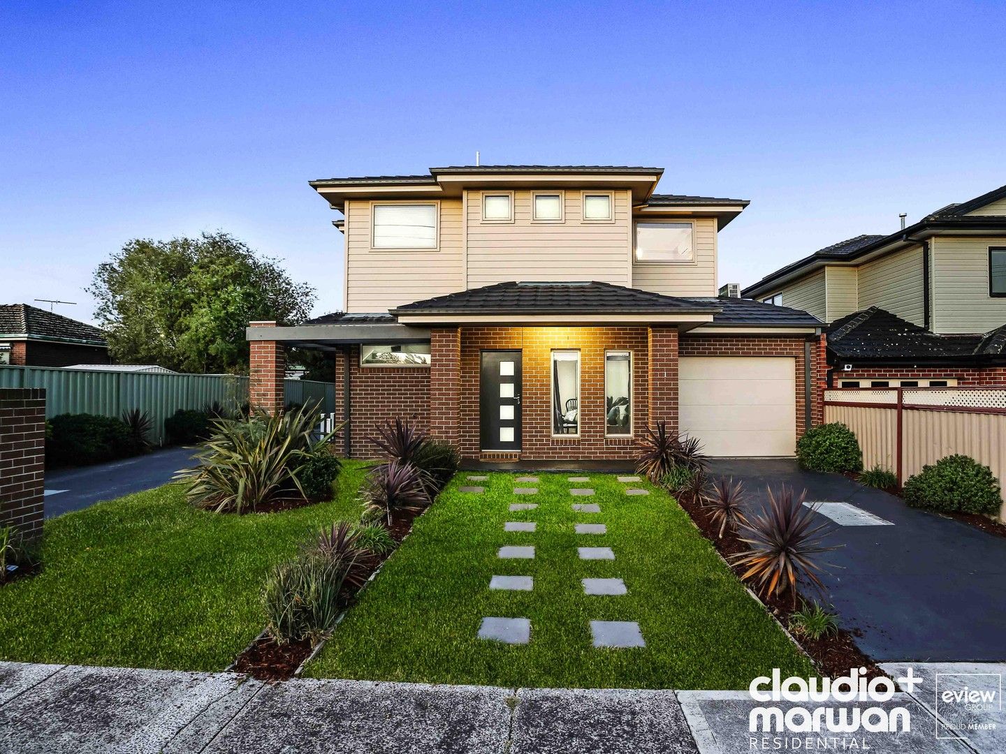 3 bedrooms Townhouse in 1/32 William Street GLENROY VIC, 3046