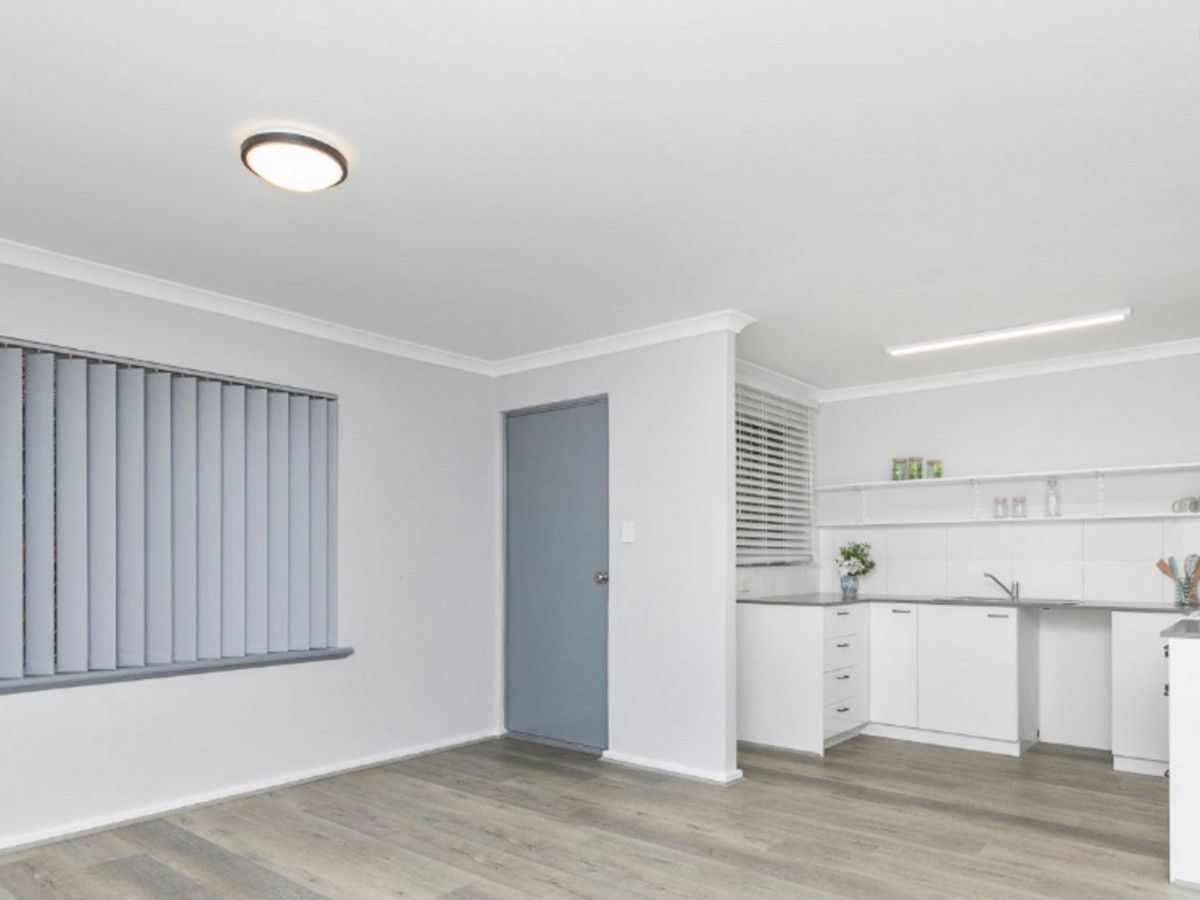 2 bedrooms Apartment / Unit / Flat in 11/79 Leonard Street VICTORIA PARK WA, 6100