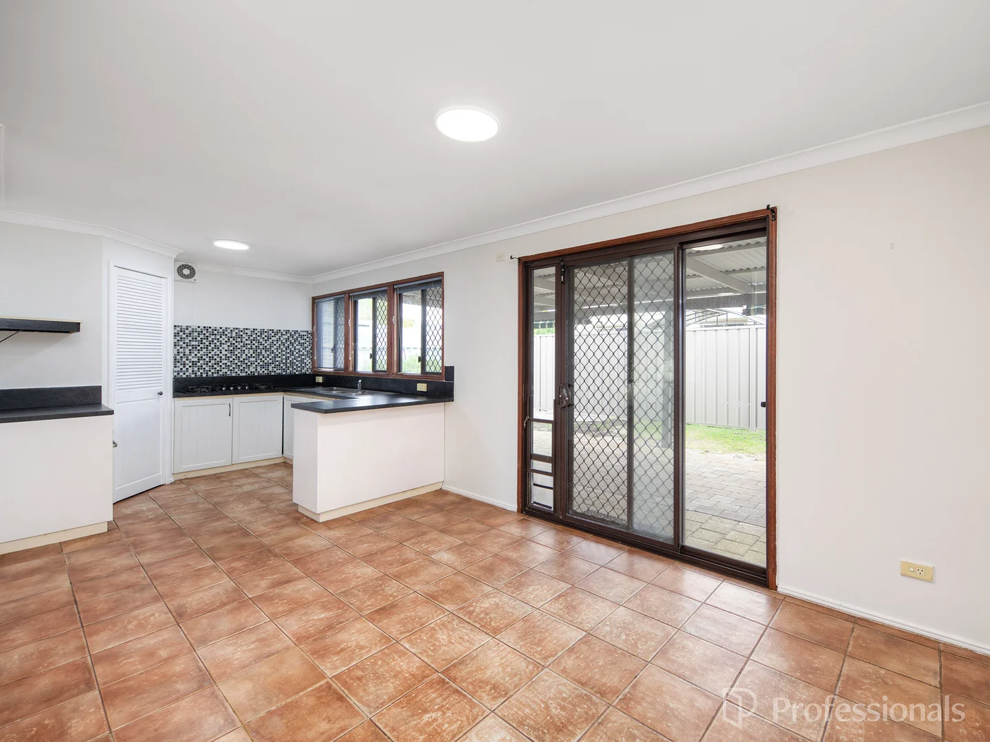Additional image 3 of 130 Kingfisher Avenue, Ballajura WA 6066