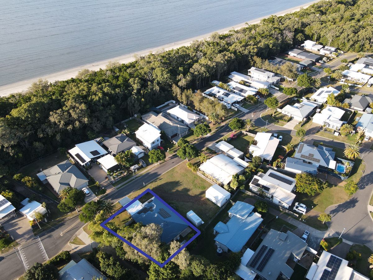 3 bedrooms House in 53 Shellcot Street TOOGOOM QLD, 4655