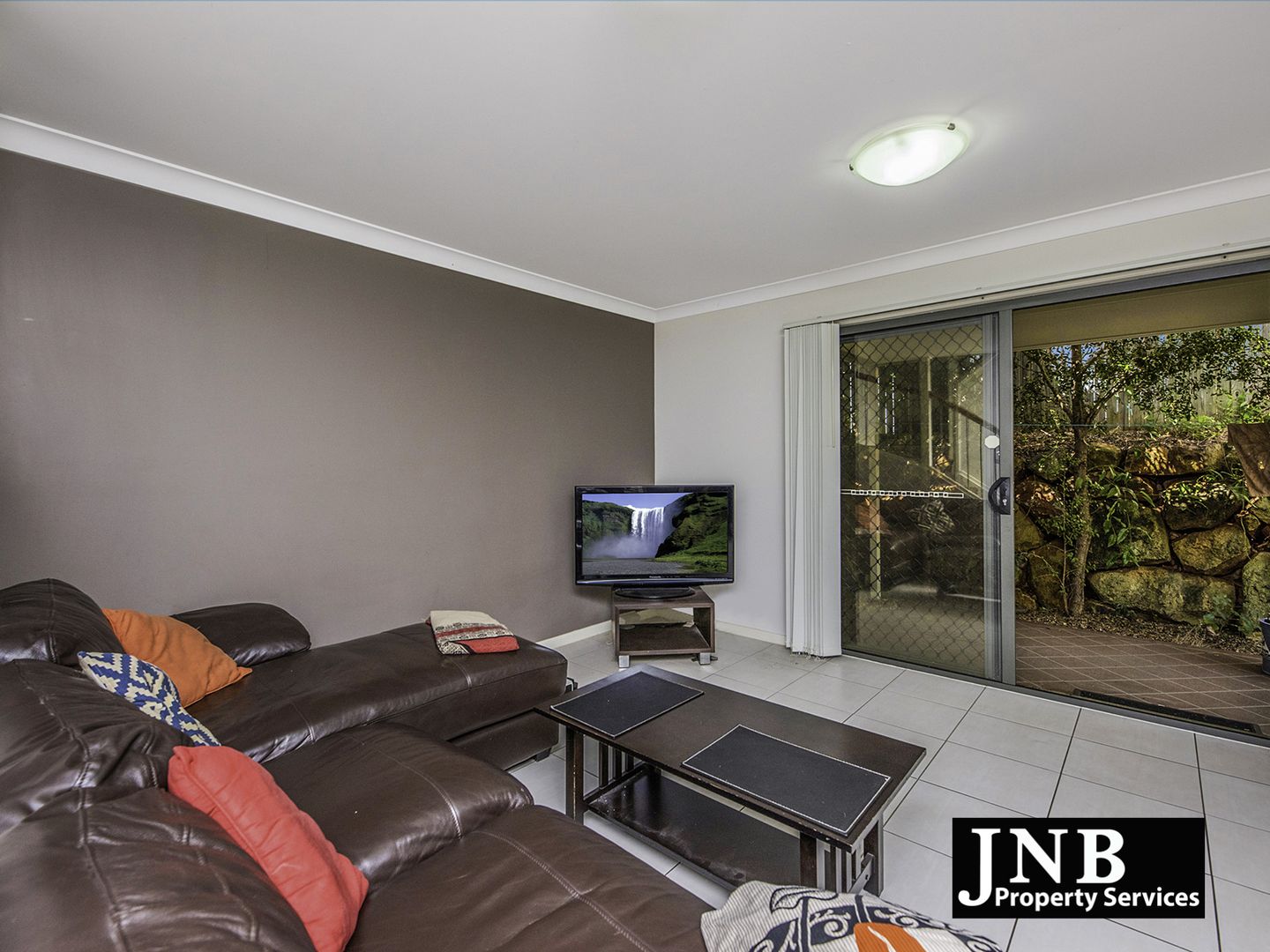 8 Charnwood St, Sunnybank Hills QLD 4109, Image 2